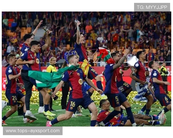 巴萨高位压迫奏效,佩德里断球爆射破门 巴萨高位压迫奏效,佩德里断球爆射破门